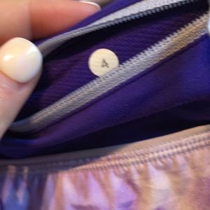 lululemon athletica Shorts - lululemon speed shorts sz4 61176 lululemon athletica Shorts - lululemon speed shorts sz4 61176